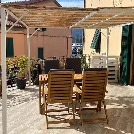 A Casa Di Nonna Anna Apartment Porto Azzurro Exterior photo